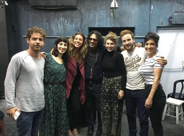 משתתפי הסדנה עם יזהר כהן משתתפי הסדנה עם יזהר כהן