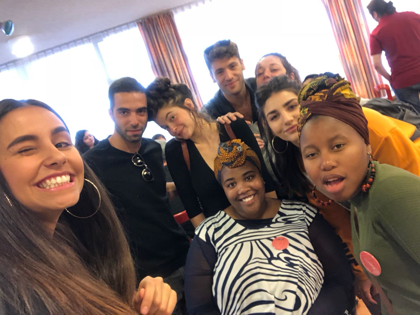 עם הקבוצות מדרום אפריקה ואיראן