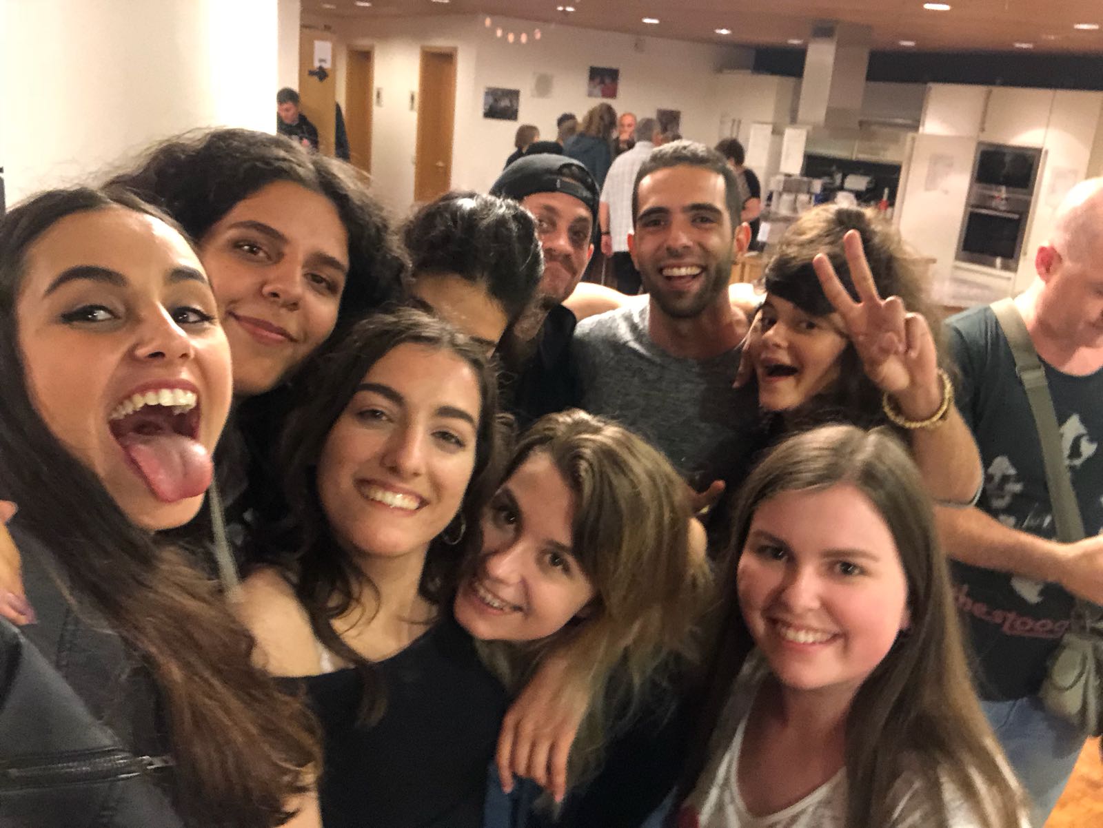 רגע אחרי ההצגה חוגגים עם טורקיה