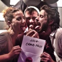 ארז דריגז ויפתח אופיר (מחזור 2007) זכו בפרס ההצגה הטובה ביותר בפסטיבל STOCK בשטוקהולם